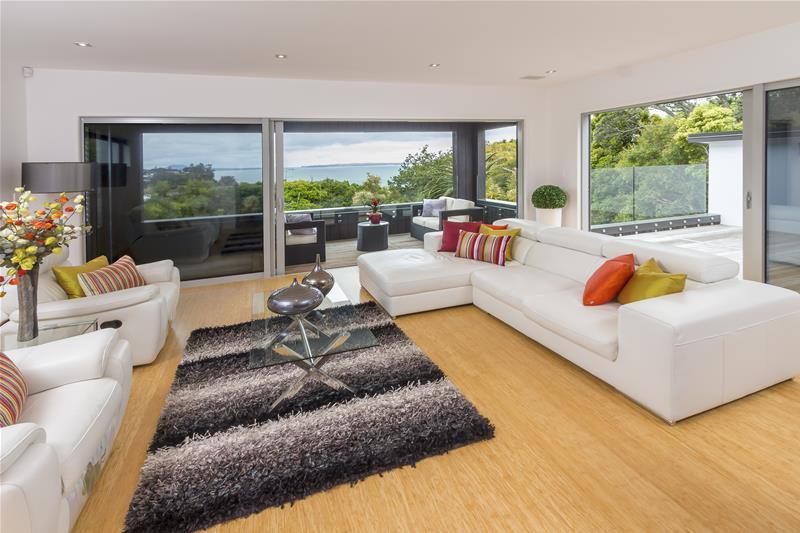 10 Island View Terrace, Cockle Bay, Auckland - Carousel 1