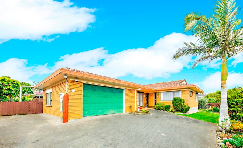 31 Rapallo Place, Farm Cove, Auckland - Carousel 1