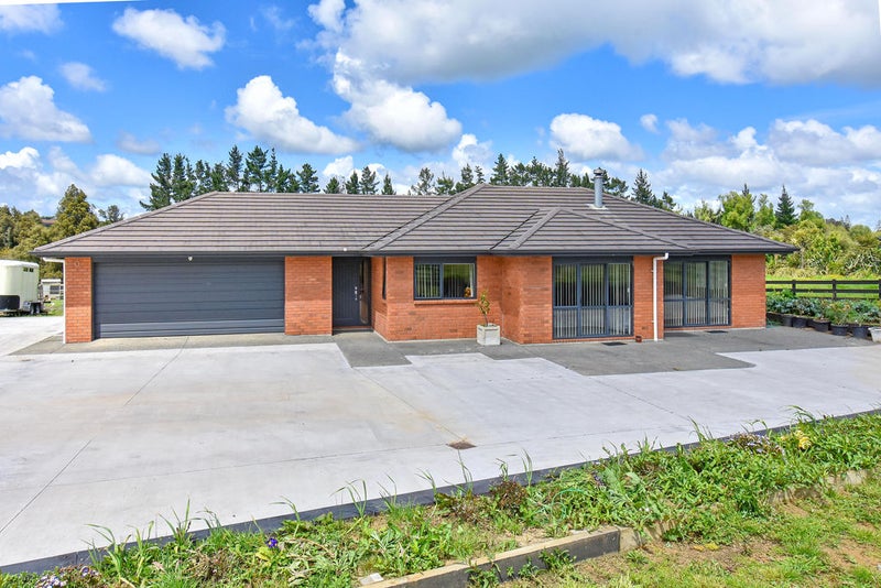 267 Kern Road, Pukekohe - Carousel 1