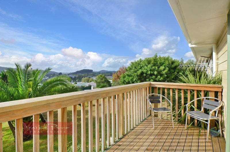 15 Ranger Place, Raumanga, Whangarei - Carousel 1