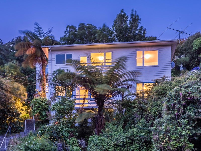 1/12 Norna Crescent, Kelburn, Wellington - Carousel 1