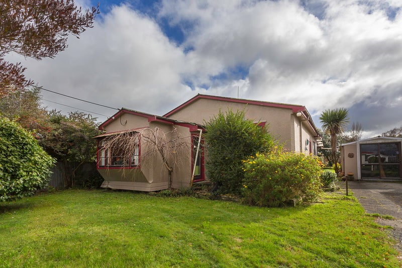 5A Ronberg Street, Highbury, Palmerston North - Carousel 1