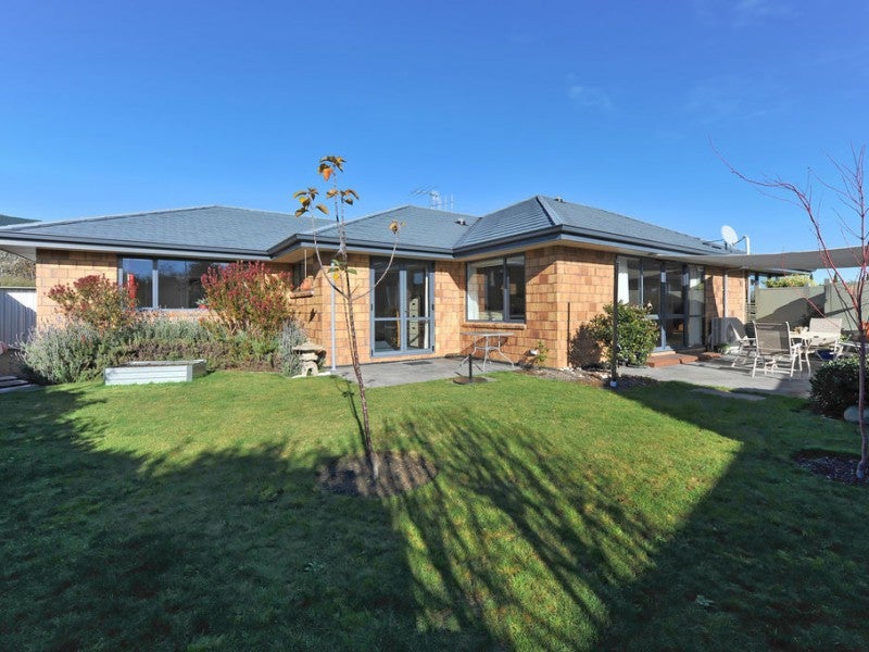 33 Cambelldon Crescent, Stoke, Nelson - Carousel 21