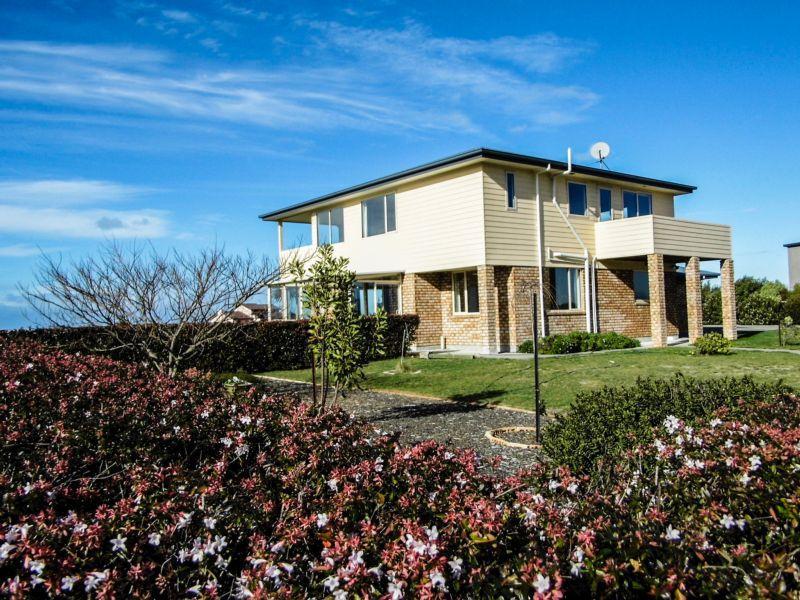 16 Edgewater Place, Rarangi - Carousel 2
