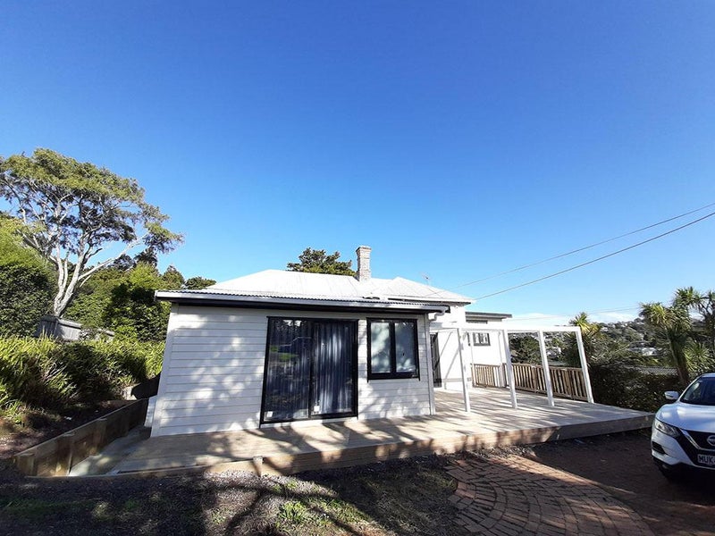 24 Inglis Street, Birkenhead, Auckland - Carousel 1