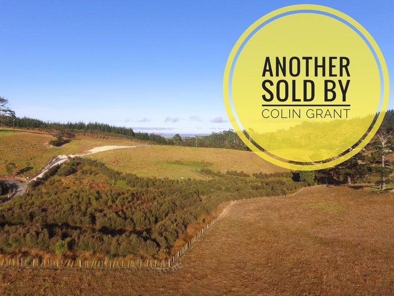 46 William James Lane, Makarau, Warkworth - Carousel 1