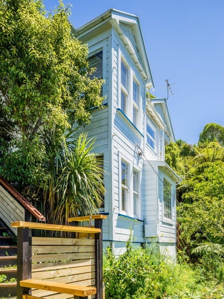 29 Military Road, Northland, Wellington - Carousel 1