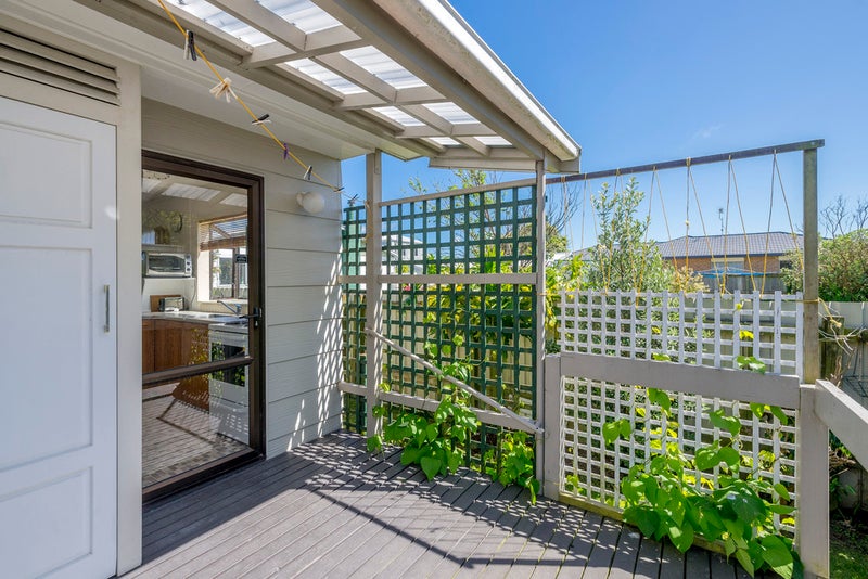 32 Hillcrest Road, Raumati South, Paraparaumu - Carousel 14