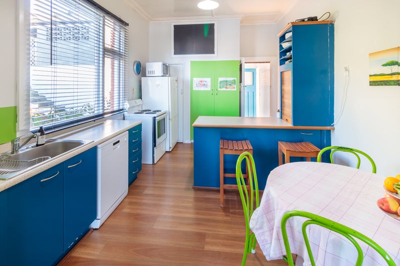 18 Leckhampton Court, Clyde Hill, Dunedin - Carousel 2