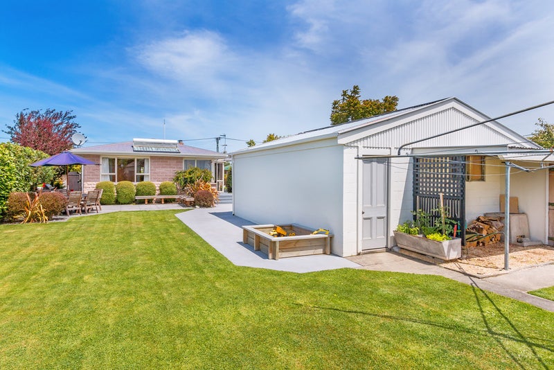 15 Norrie Street, Redwood, Christchurch - Carousel 2