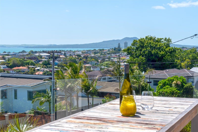 50 Quebec Road, Milford, Auckland - Carousel 2