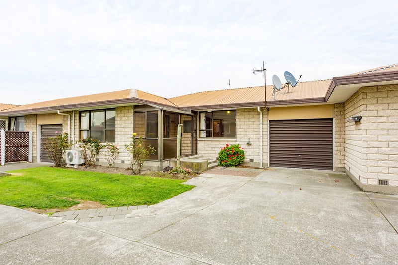 2/26 Shands Road, Hornby, Christchurch - Carousel 1