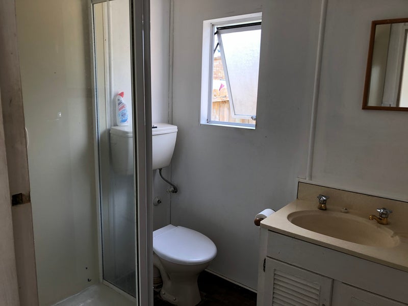 24A Kingsway Crescent, Forest Lake, Hamilton - Carousel 24