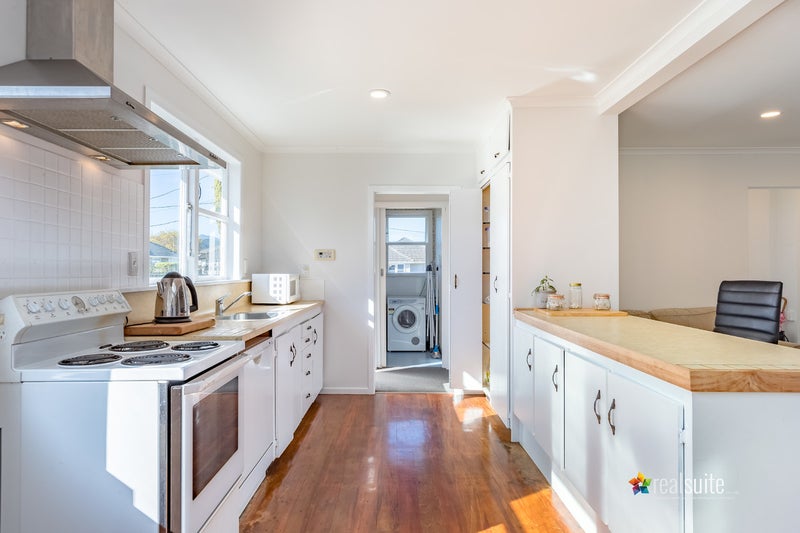 44 Sheridan Crescent, Trentham, Upper Hutt - Carousel 1