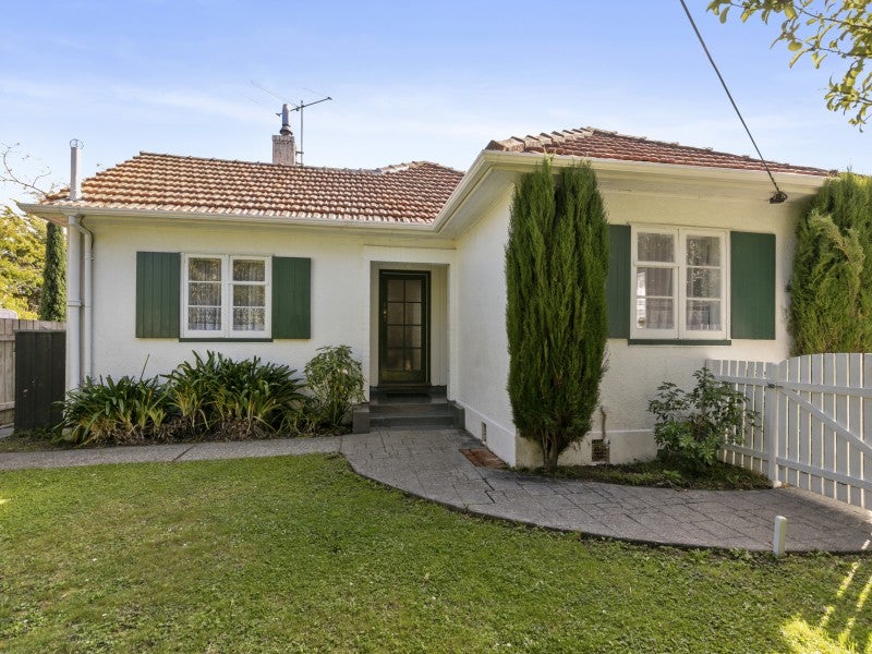 1/53 Pohutukawa Street, Woburn, Lower Hutt - Carousel 1