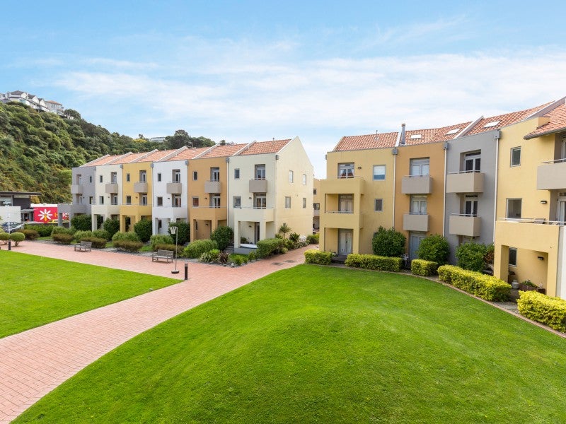 73/305 Evans Bay Pde, Hataitai, Wellington - Carousel 2