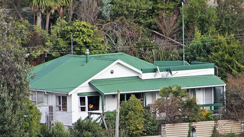 8 The Ridgeway, Enner Glynn, Nelson - Carousel 1