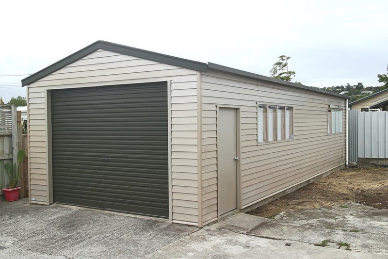 28 Jones Street, Whanganui East, Whanganui - Carousel 2