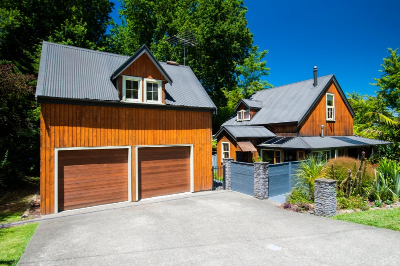 7 Adams Road, Whataupoko, Gisborne - Carousel 1