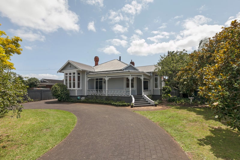 22 Mount Smart Road, Royal Oak, Auckland - Carousel 1