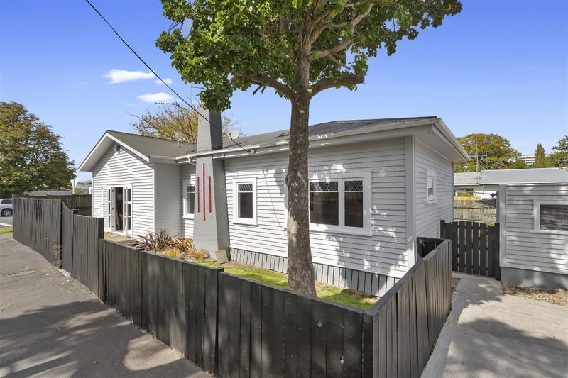 51 Horne Street, Hamilton Central, Hamilton - Carousel 1