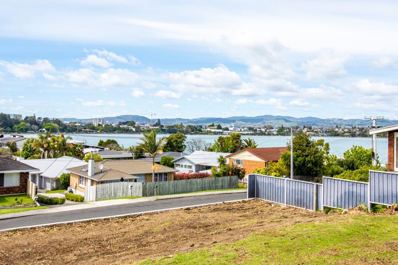 63A Goods Road, Otumoetai, Tauranga - Carousel 13