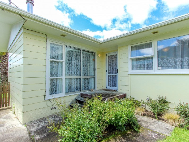 21 Joanne Crescent, Pukehangi, Rotorua - Carousel 21