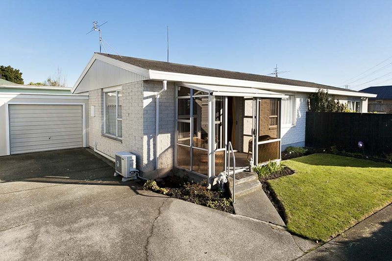3/122 Middlepark Road, Sockburn, Christchurch - Carousel 1