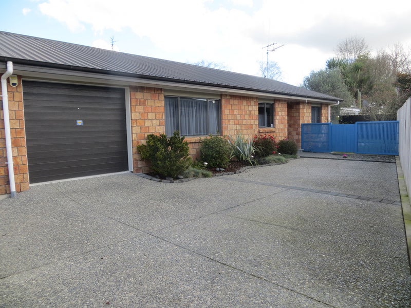 16A Dermont Street, Bader, Hamilton - Carousel 1