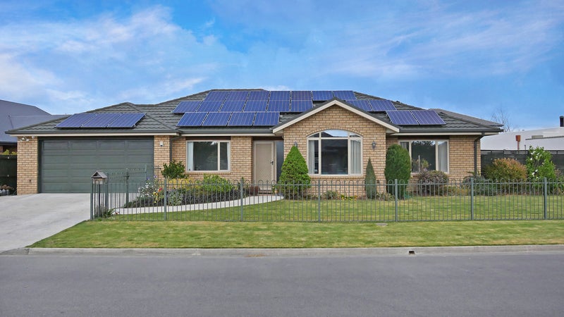11 Laguna Gardens, Shirley, Christchurch - Carousel 13