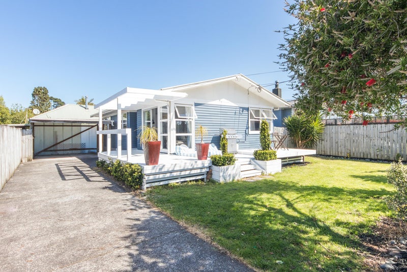72 Pooks Road, Ranui, Auckland - Carousel 1