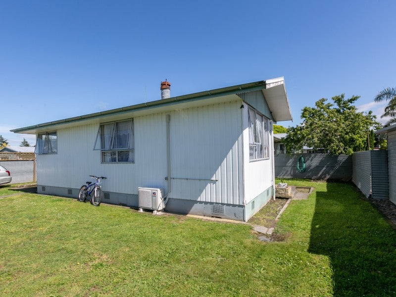 12A Walton Way, Flaxmere, Hastings - Carousel 2