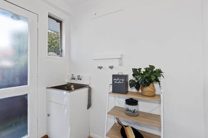 2/83 Hay Street, Bromley, Christchurch - Carousel 11