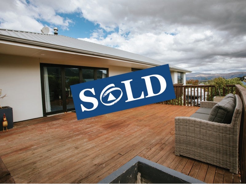 11 Ellie Place, Wanaka - Carousel 1