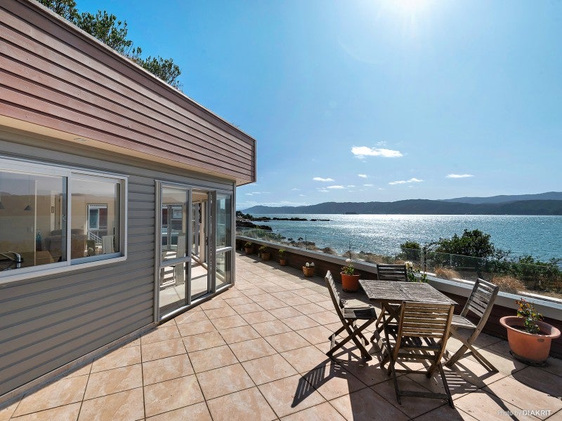 1/279 Karaka Bay Road, Karaka Bays, Wellington - Carousel 2