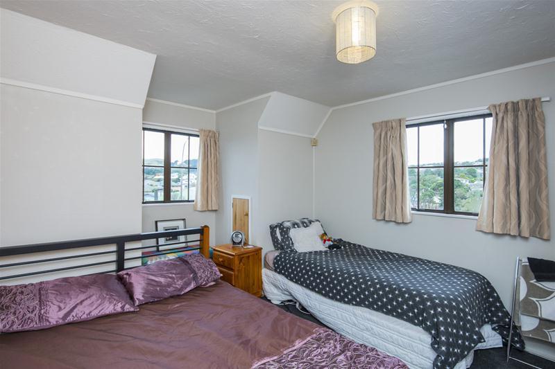 35 Bracken Road, Paparangi, Wellington - Carousel 8