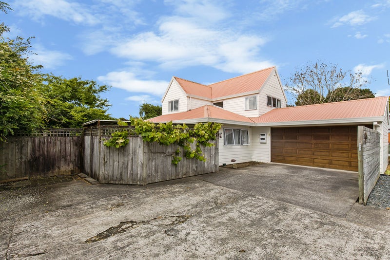 2/64 Opaheke Road, Papakura, Auckland - Carousel 14