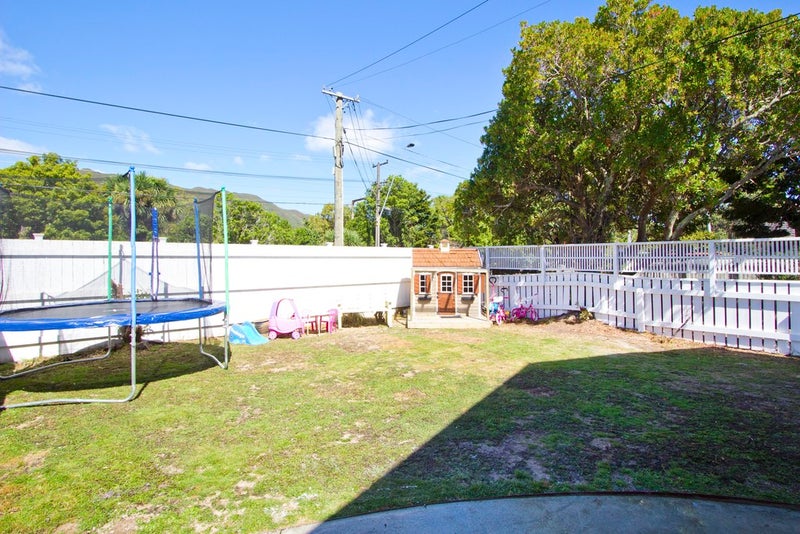 85 Pohutukawa Street, Woburn, Lower Hutt - Carousel 2