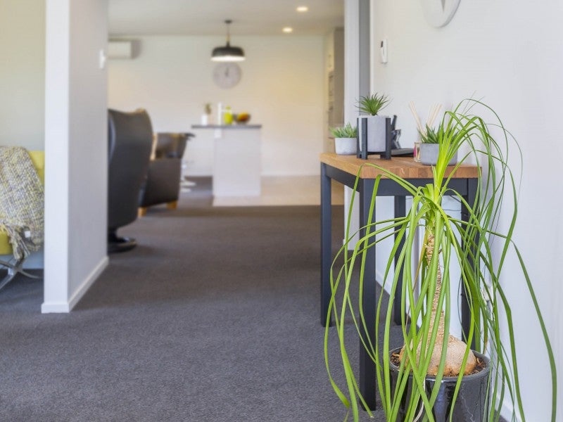 18 Jade Crescent, Timberlea, Upper Hutt - Carousel 2