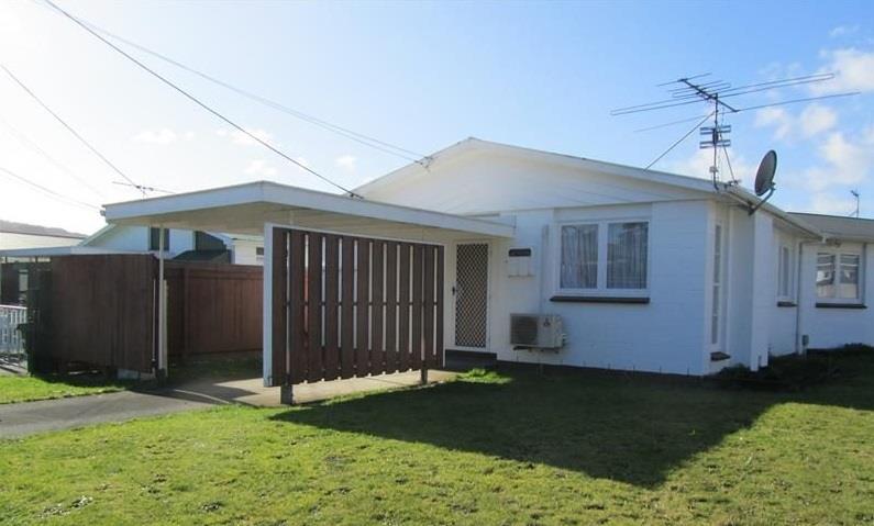 1/15 Mangaroa Hill Road, Maoribank, Upper Hutt - Carousel 1