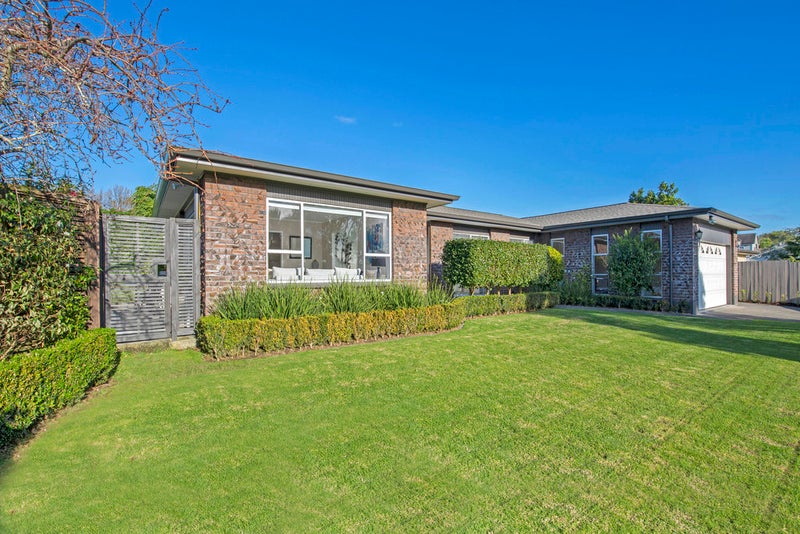 5 Sanctuary Point, Sunnyhills, Auckland - Carousel 2