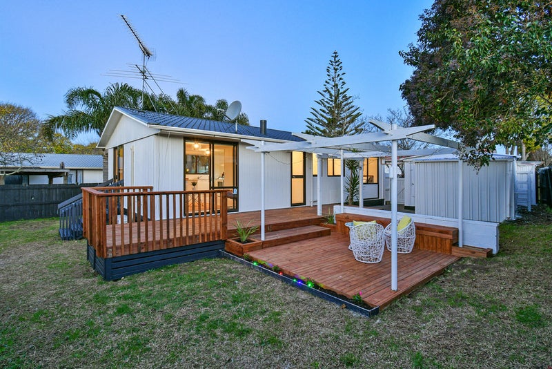 1/26 Nearco Street, Randwick Park, Auckland - Carousel 2