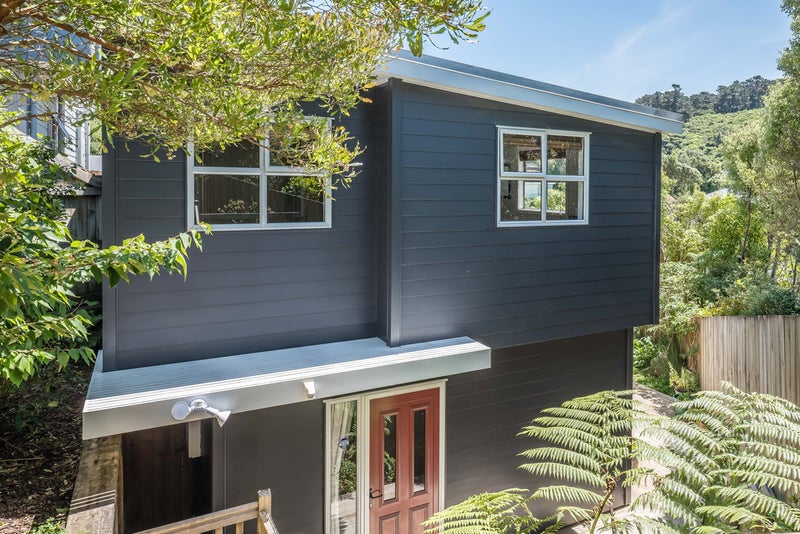 15C Marjory Close, Broadmeadows, Wellington - Carousel 1