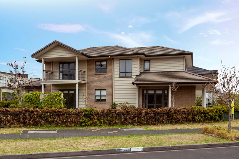 2 Guard Crescent, Stonefields, Auckland - Carousel 1