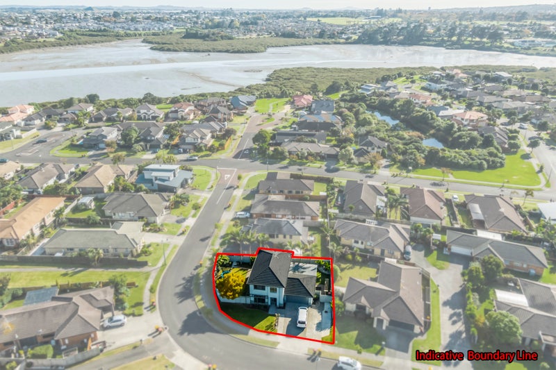 8 Bellshill Close, Wattle Downs, Auckland - Carousel 1