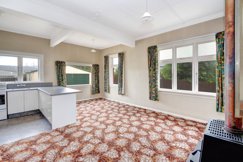 6 Larkworthy Street, Saint Kilda, Dunedin - Carousel 2