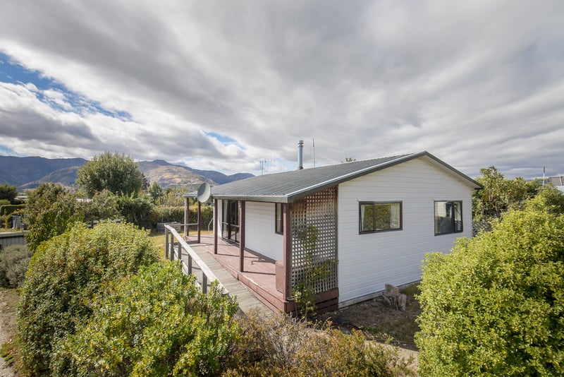 38 Bodkin Street, Lake Hāwea - Carousel 2