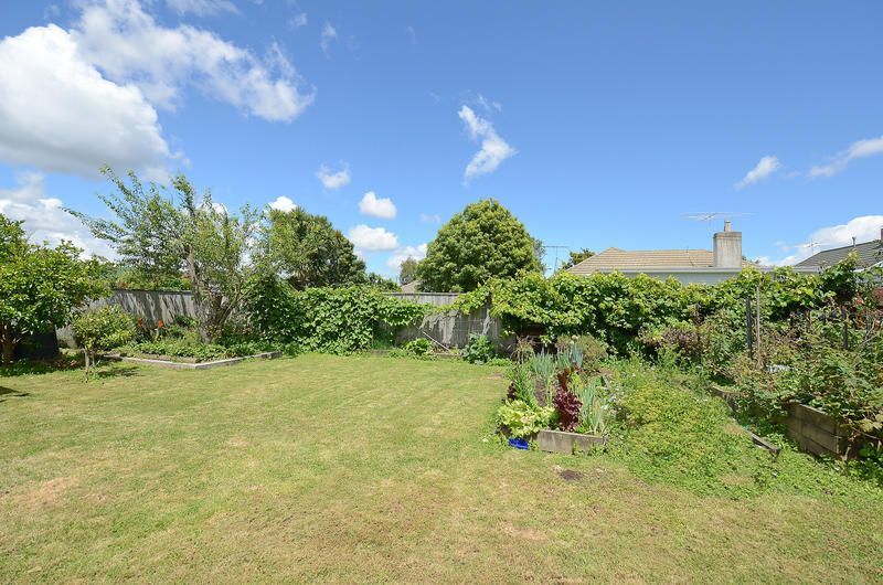 9 Hildreth Street, Trentham, Upper Hutt - Carousel 21