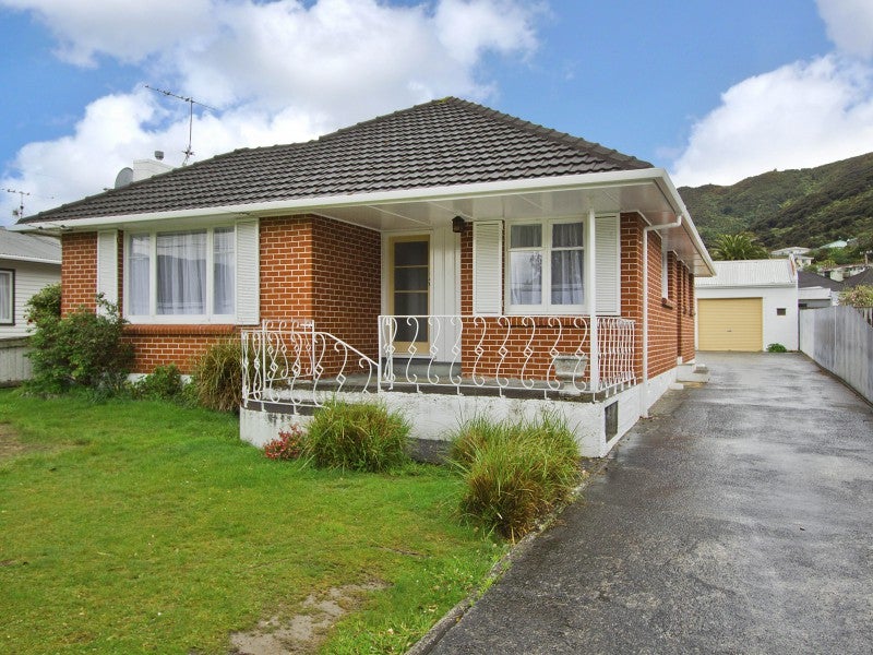 56 Wise Street, Wainuiomata, Lower Hutt - Carousel 1