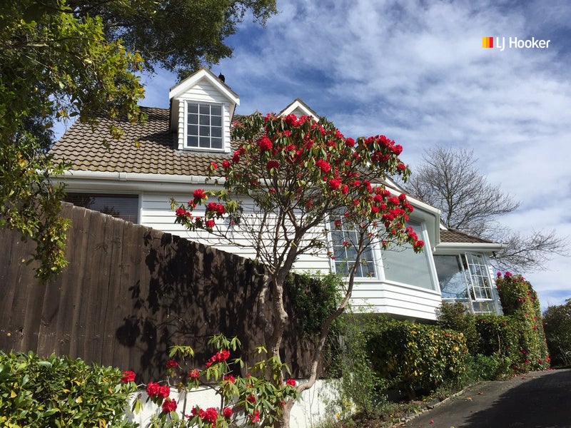 69 Glenross Street, Glenross, Dunedin - Carousel 1
